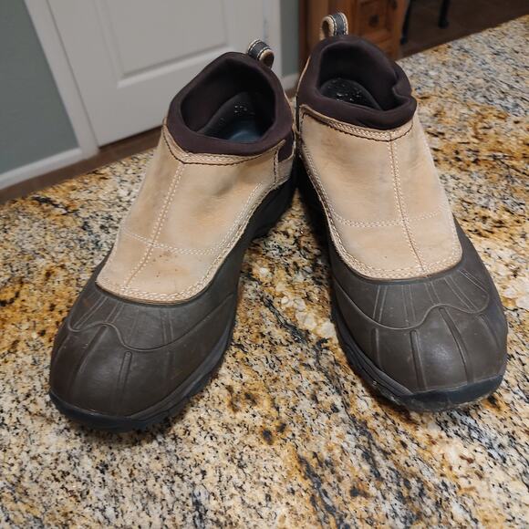 L.L. Bean Brown Waterproof Bean Boots Size 9.5 M 05455 - Picture 1 of 15